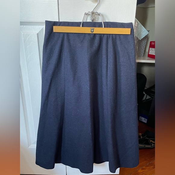 Uniqlo wool blend midi skirt - Picture 2 of 3